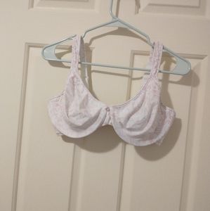 Bali NWOT White and Pink Floral Bra